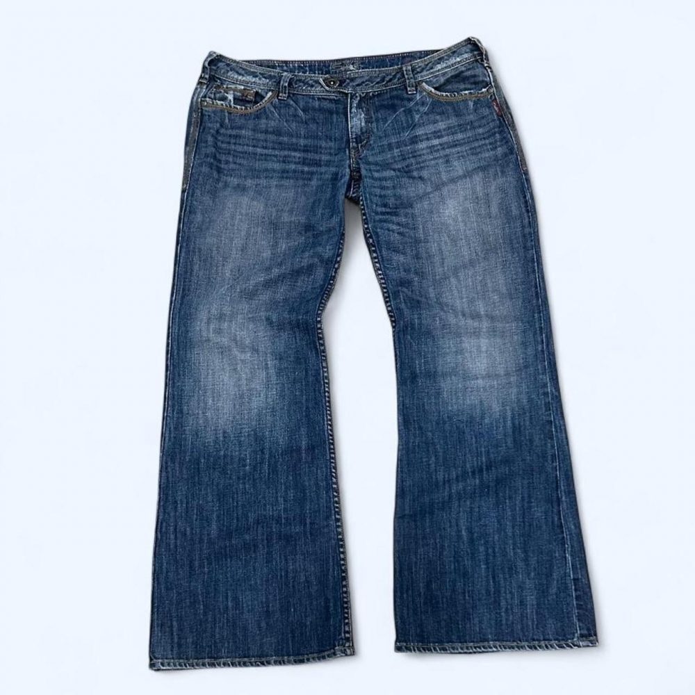 Vintage Y2K Silver Jeans Co. Low/Mid-Rise Flare Jeans